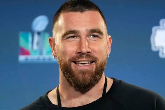 Travis Kelce breaks out his best Spanish to share his dream of playing at Santiago Bernabéu