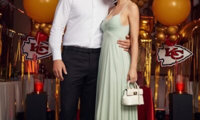 Taylor Swift and Travis Kelce were spotted attending a party hosted by one of Travis’s Chiefs teammates, and all eyes were on Taylor as she arrived in a stunning long gown that perfectly balanced elegance and allure. ✨Effortlessly graceful yet undeniably captivating, she lit up the night beside Travis, turning the gathering into an unforgettable style moment. Fans can’t get enough of this power couple’s chemistry — and their ability to steal the spotlight wherever they go. 💞